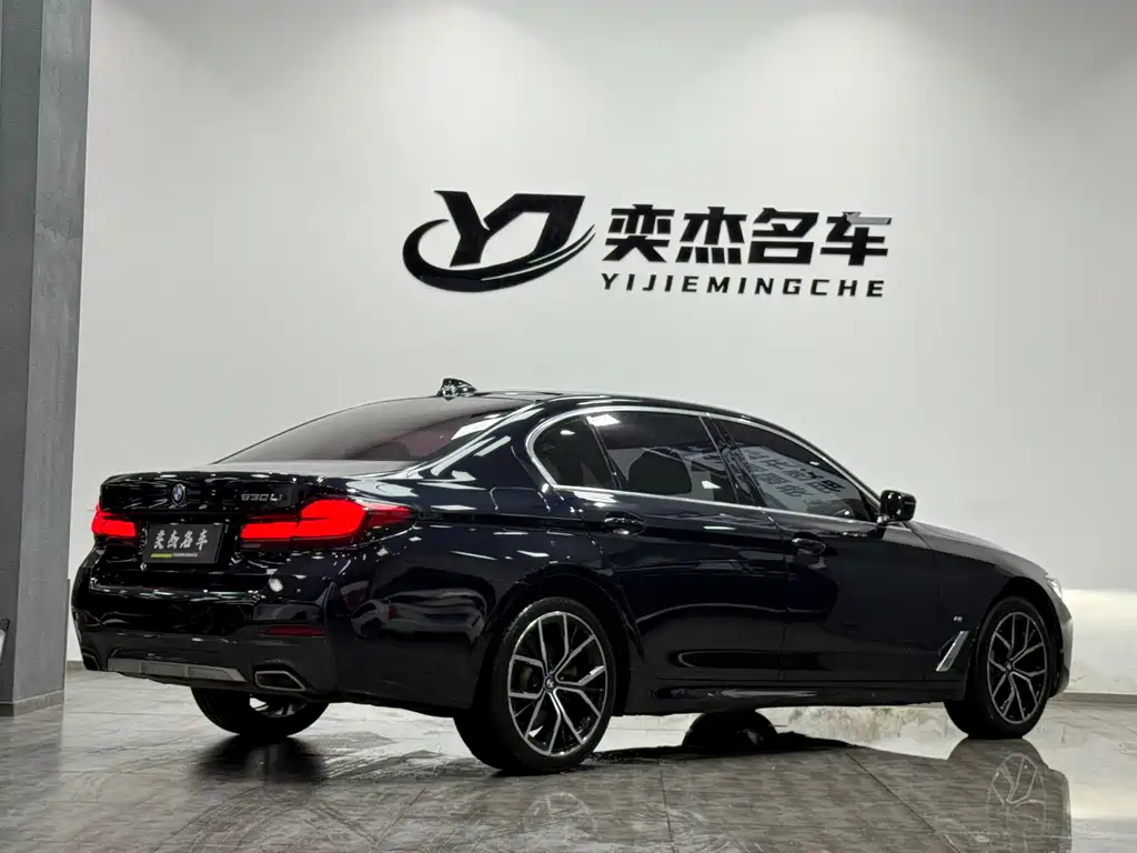 BMW 5 Series 5 2022 530Li Premium M Sport