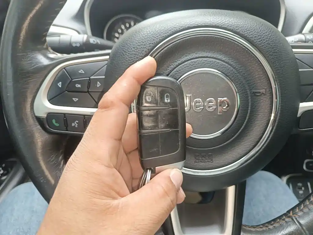 Jeep Compass — миниатюра 9