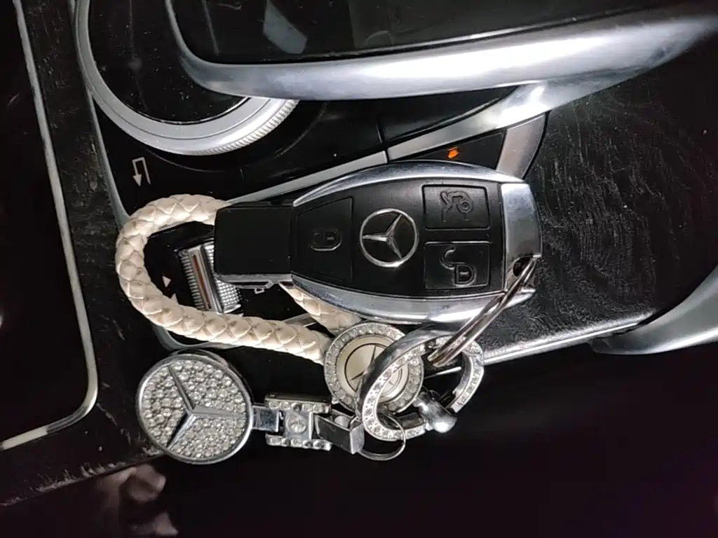 Mercedes-Benz C-Class — миниатюра 9