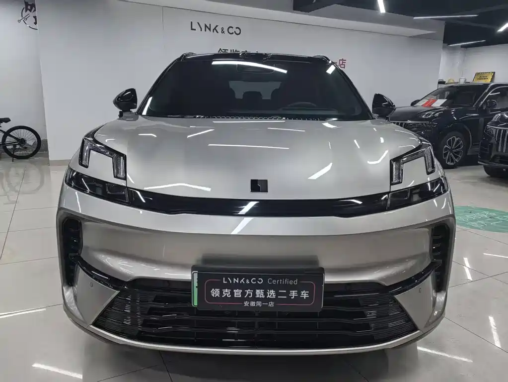 Lynk & Co 08 EM-P — миниатюра 2