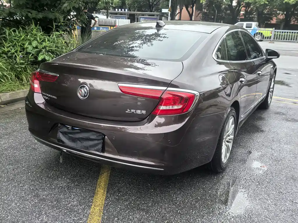 Buick LaCrosse — миниатюра 11