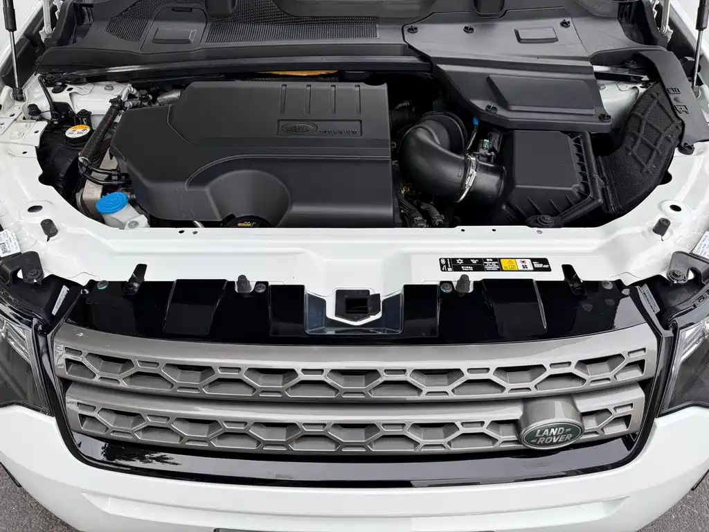Land Rover Discovery Sport — миниатюра 27