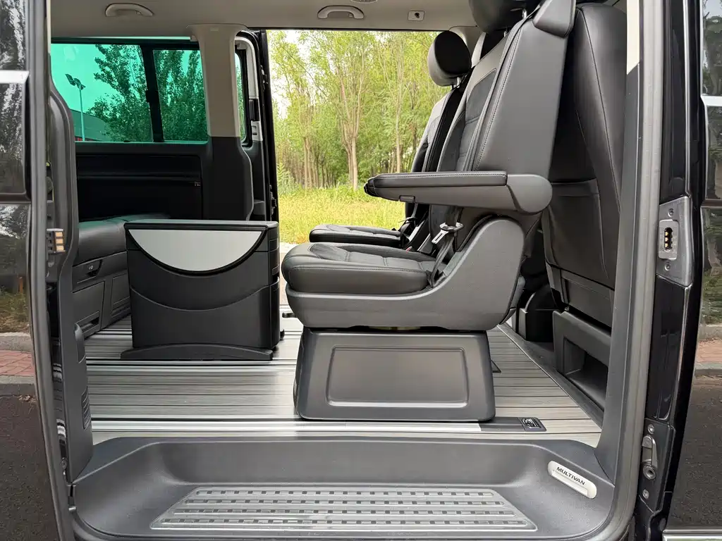Volkswagen Multivan 2.0TSI 4WD Premium Edition 7 seats, фото 25