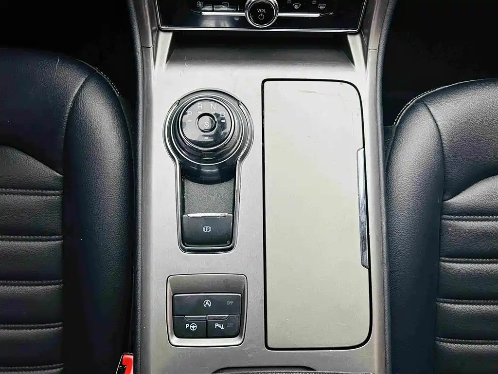 Ford Mondeo — миниатюра 17