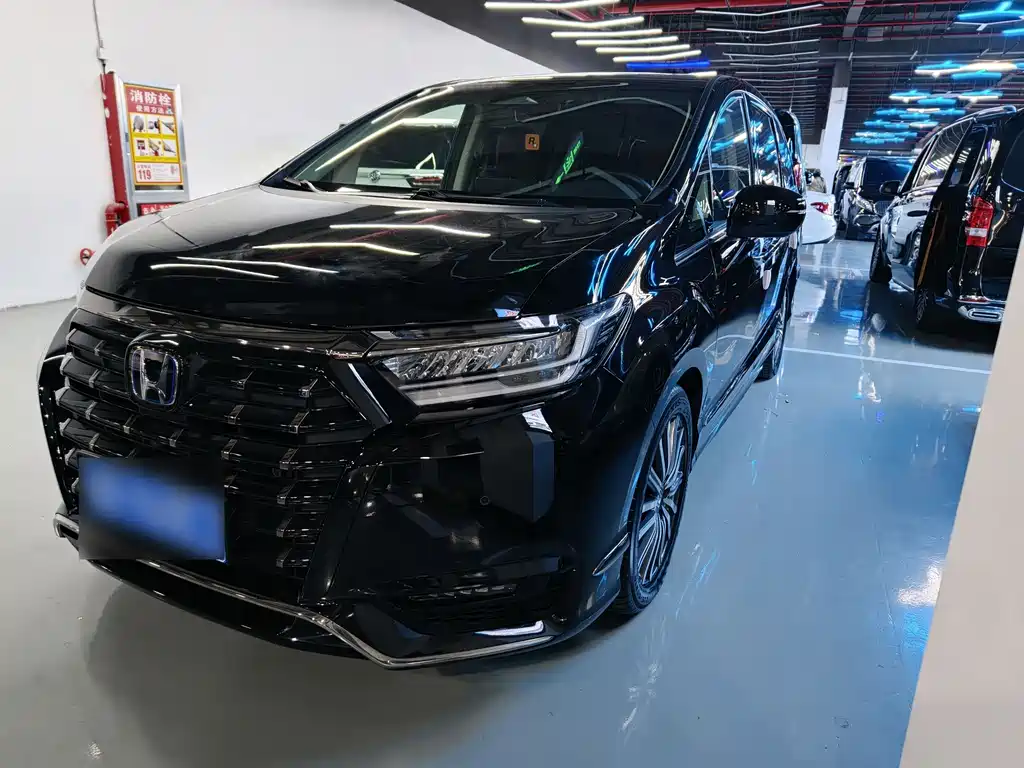 Honda Elysion 2023