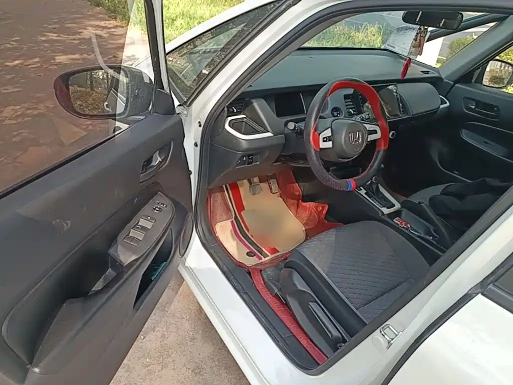 Honda Fit — миниатюра 16