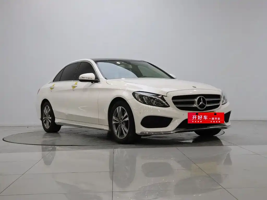 Mercedes-Benz C-Class — миниатюра 3