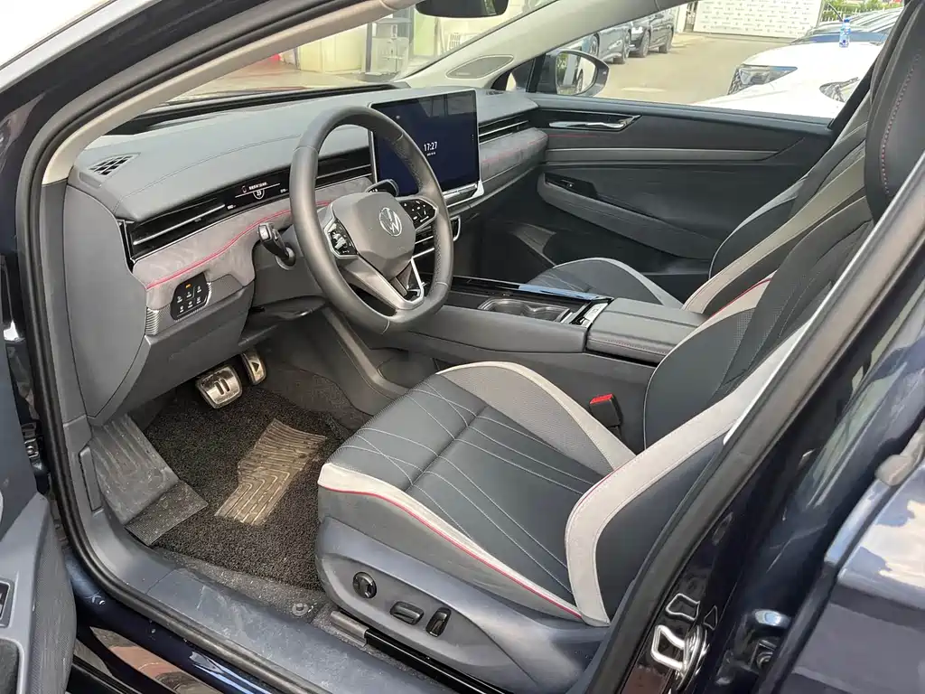 Volkswagen ID.7 VIZZION — миниатюра 2