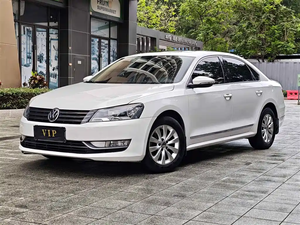 Volkswagen Passat 2012