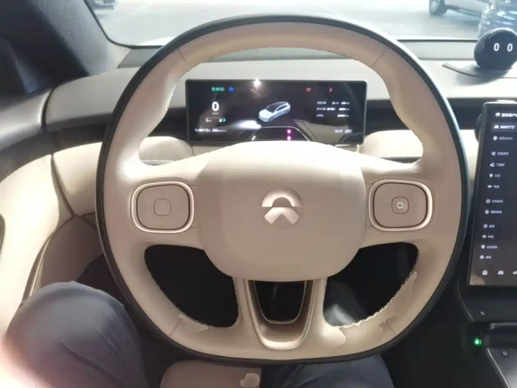 NIO ET5T — миниатюра 11