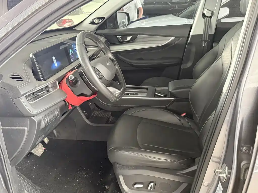 Chery Tiggo 8 — миниатюра 5