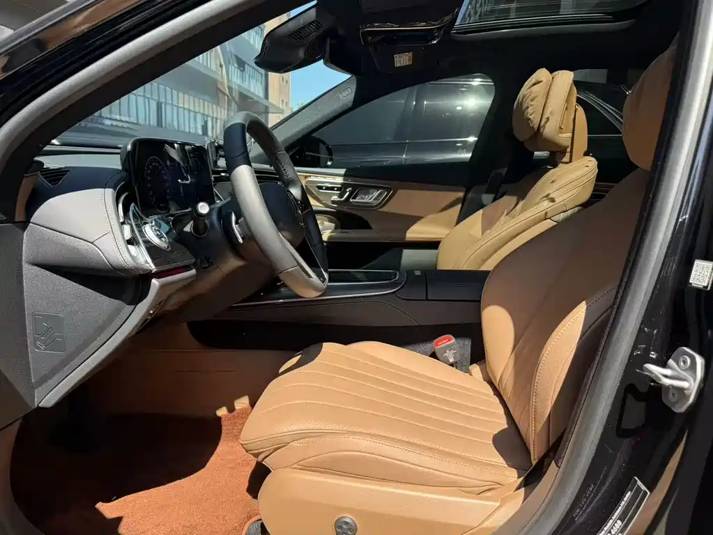 Mercedes-Benz E-Class E 2025 E 300 L Luxury