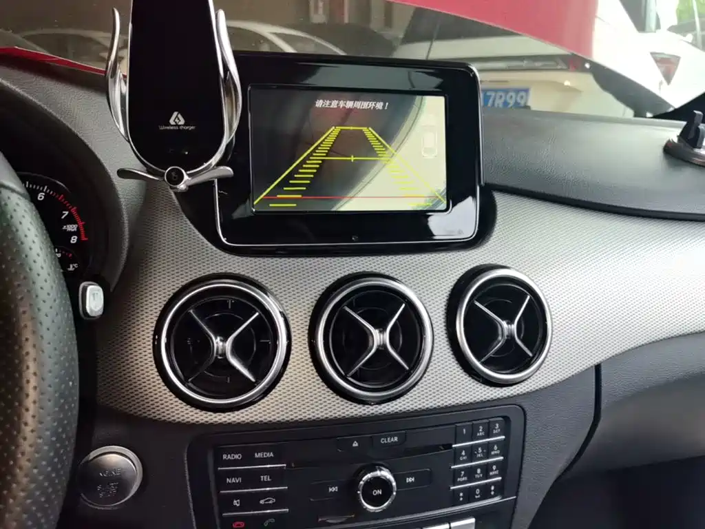 Mercedes-Benz B-Class — миниатюра 9