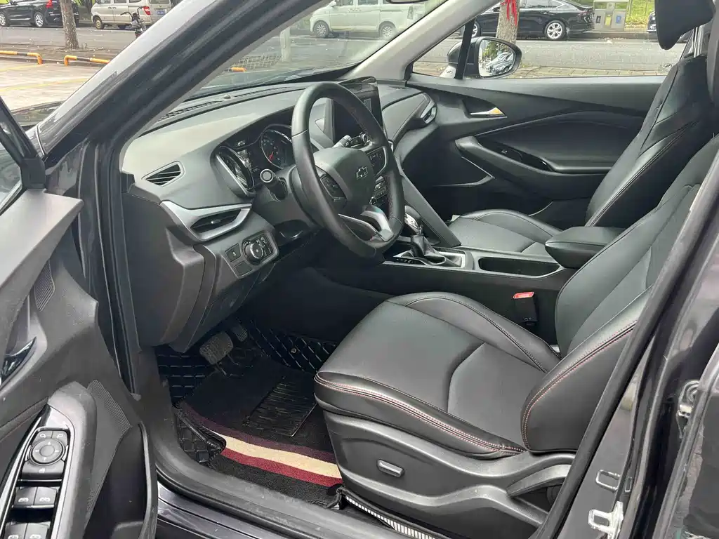 Chevrolet Volando — миниатюра 4