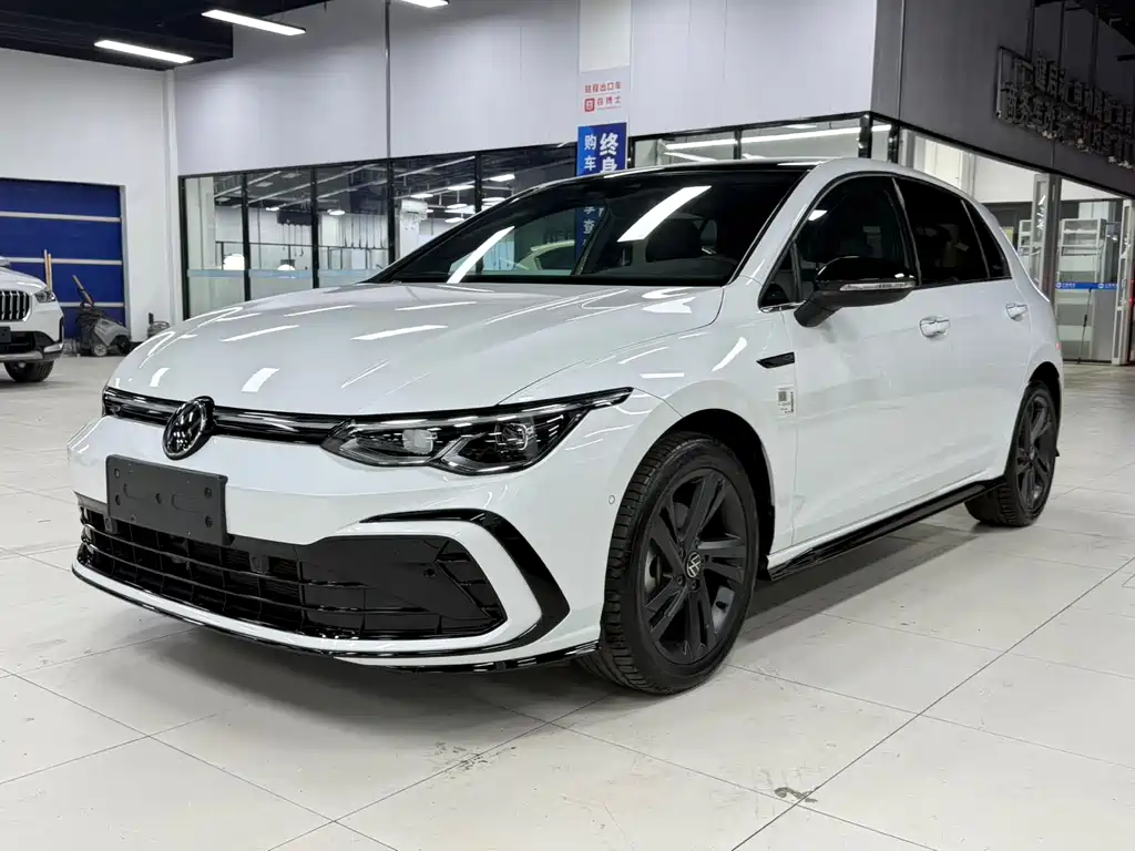 Volkswagen Golf 2022