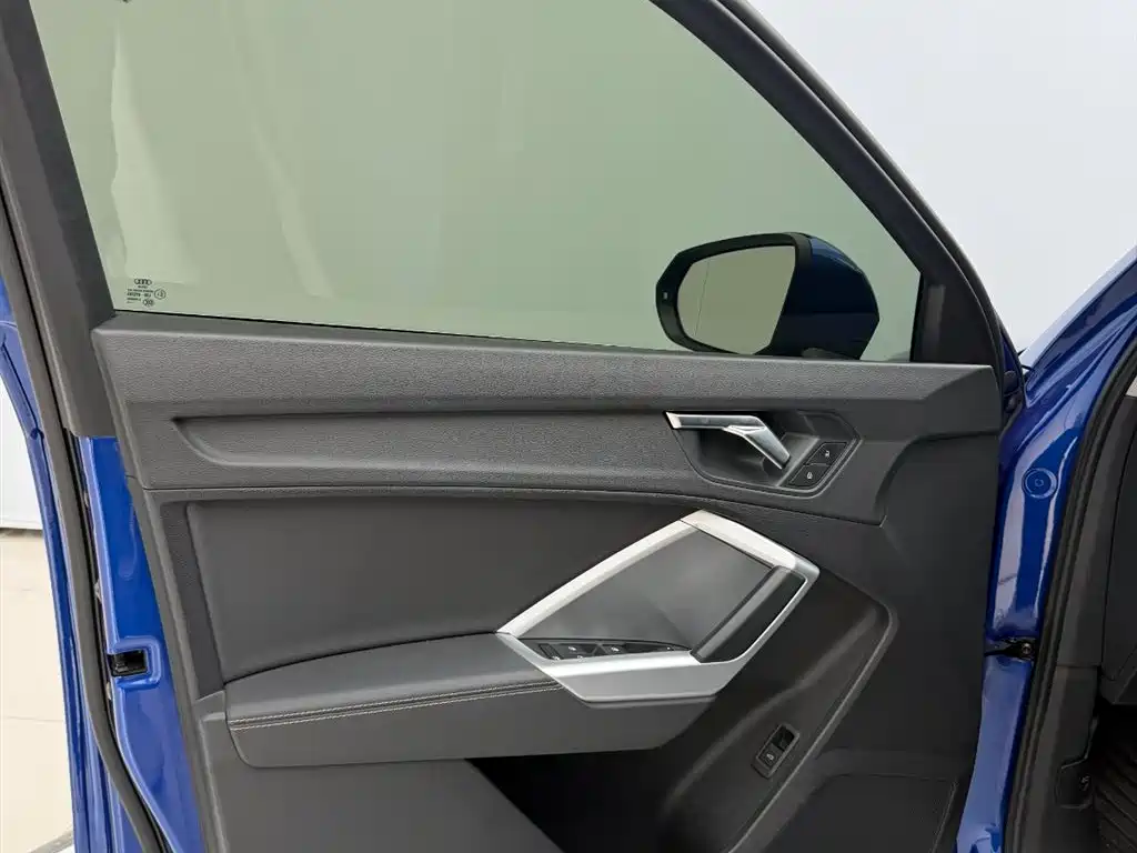 Audi Q3 — миниатюра 7