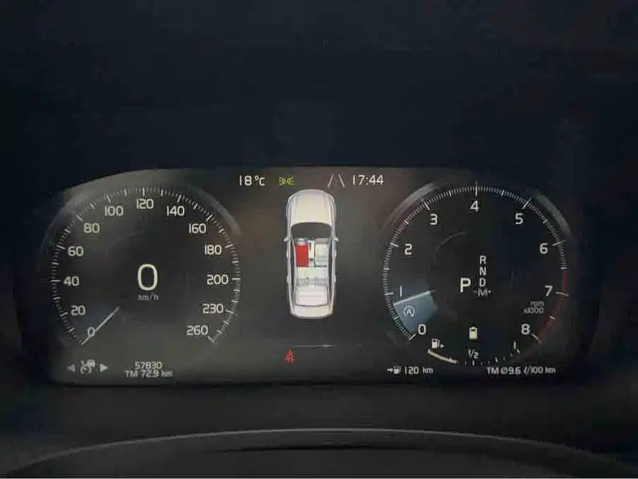 Volvo S90 — миниатюра 10