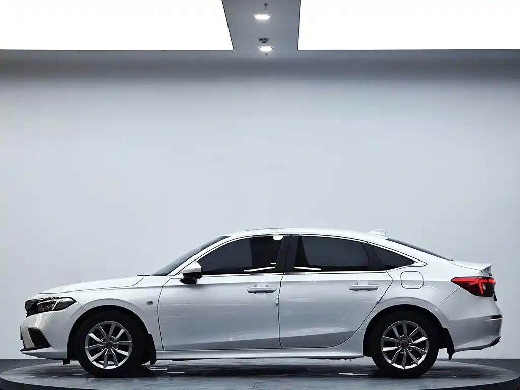 Honda Civic 2022 180TURBO CVT