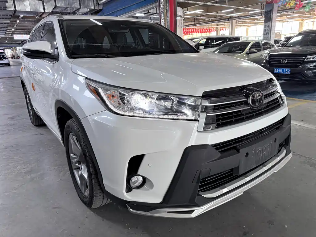 Toyota Highlander — миниатюра 3