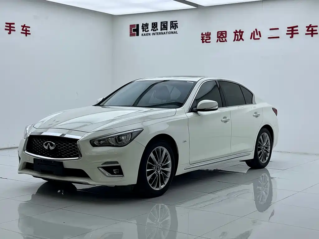 Купить Infiniti Q50L