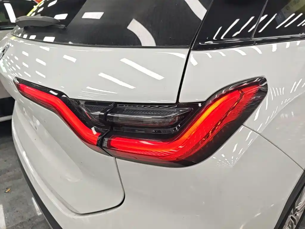 NIO ES6 — миниатюра 8