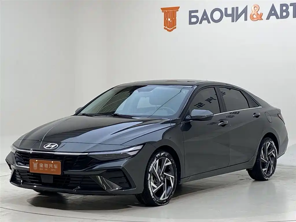 Hyundai Elantra 2023 Silver/gray из Китая, фото 5