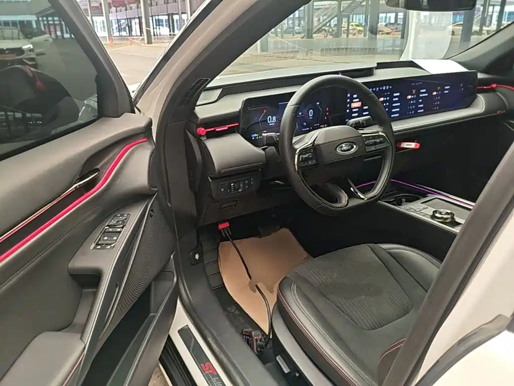 Ford Evos — миниатюра 16
