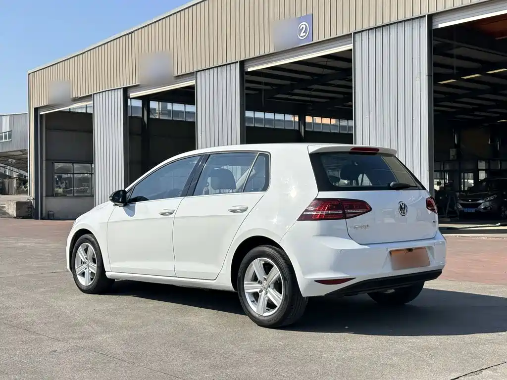 Volkswagen Golf — миниатюра 5