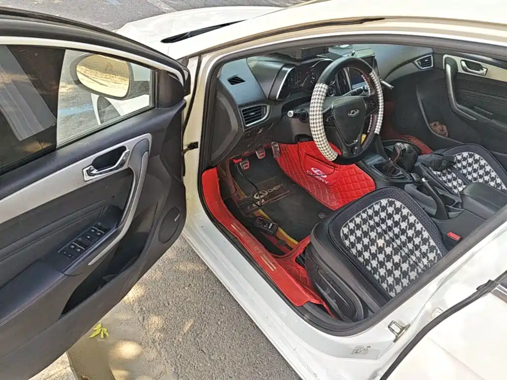 Chery Arrizo 5 — миниатюра 16