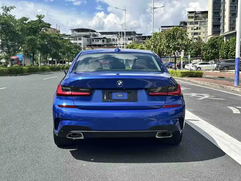 BMW 3 Series — миниатюра 8