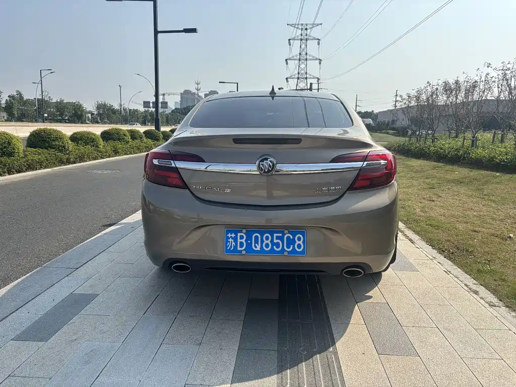 Buick Regal — миниатюра 6