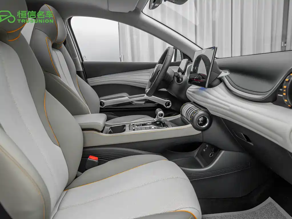 BYD Yuan Plus — миниатюра 10