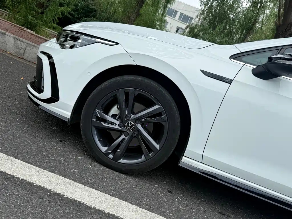 Volkswagen Golf 2021 280TSI DSG R-Line