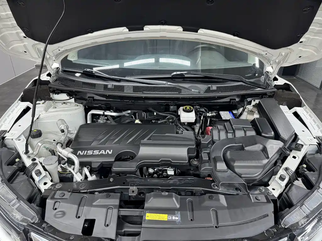 Nissan Qashqai — миниатюра 17