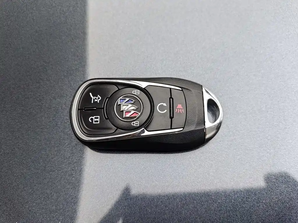 Buick Enclave — миниатюра 19
