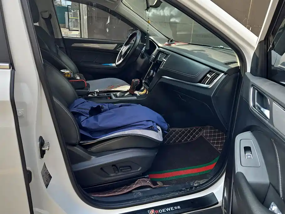 Roewe RX5 — миниатюра 8