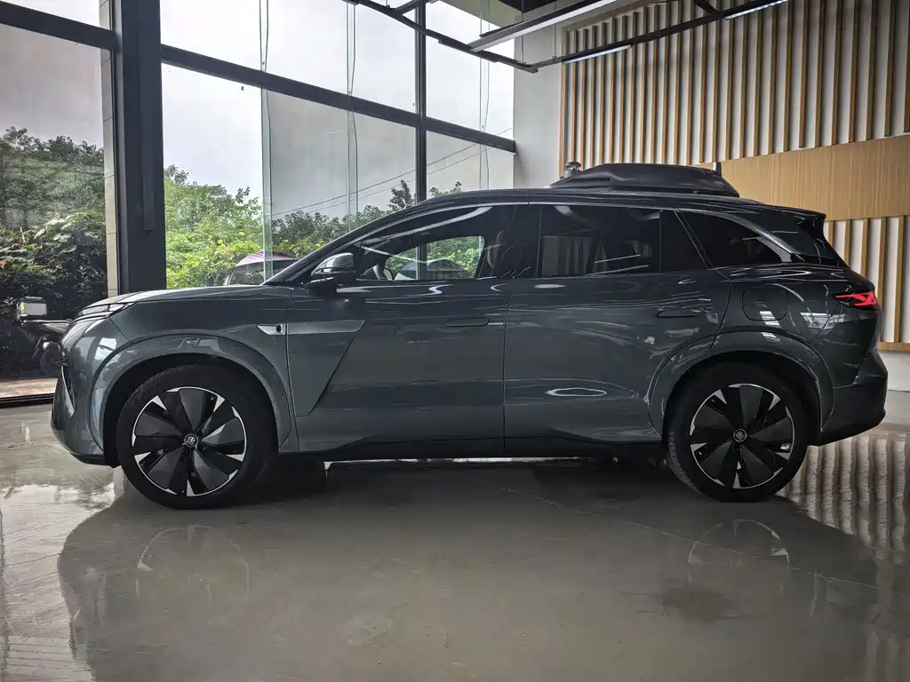 BYD Дон Л. — миниатюра 9