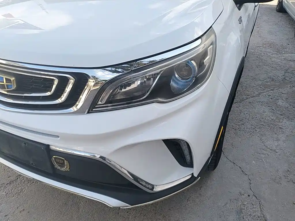 Geely Vision X3 — миниатюра 24