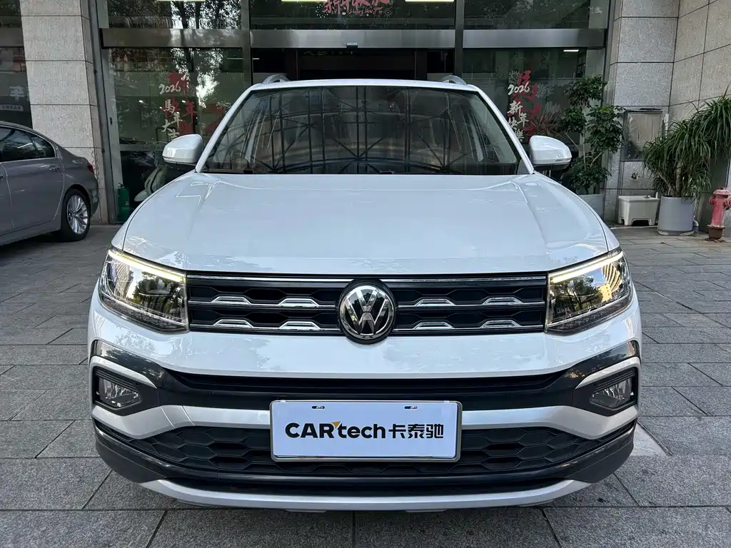 Volkswagen T-Cross — миниатюра 2