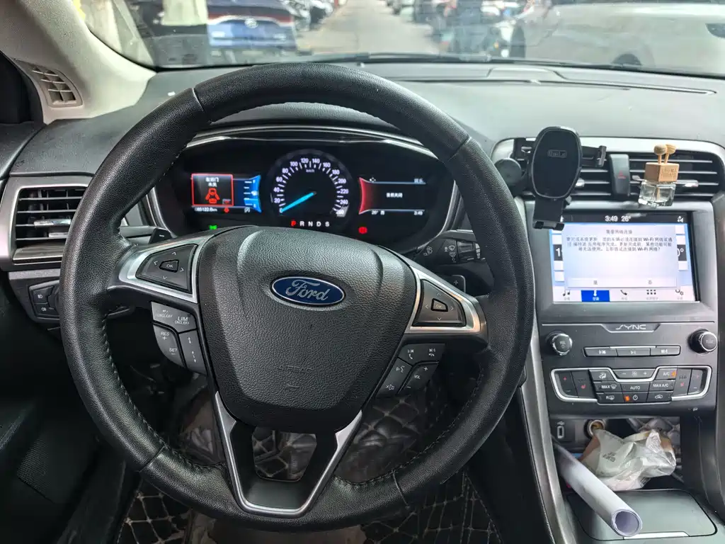 Ford Mondeo — миниатюра 5