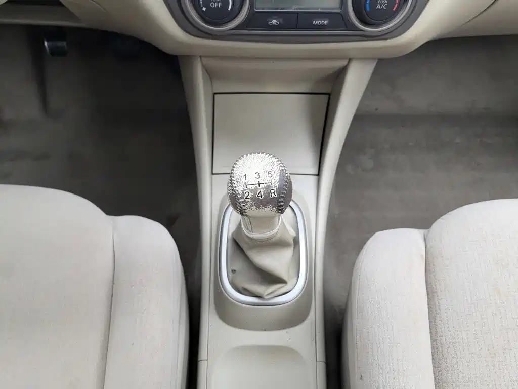Nissan Sylphy — миниатюра 13