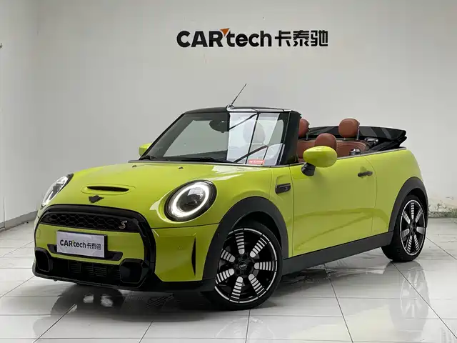 MINI  2023