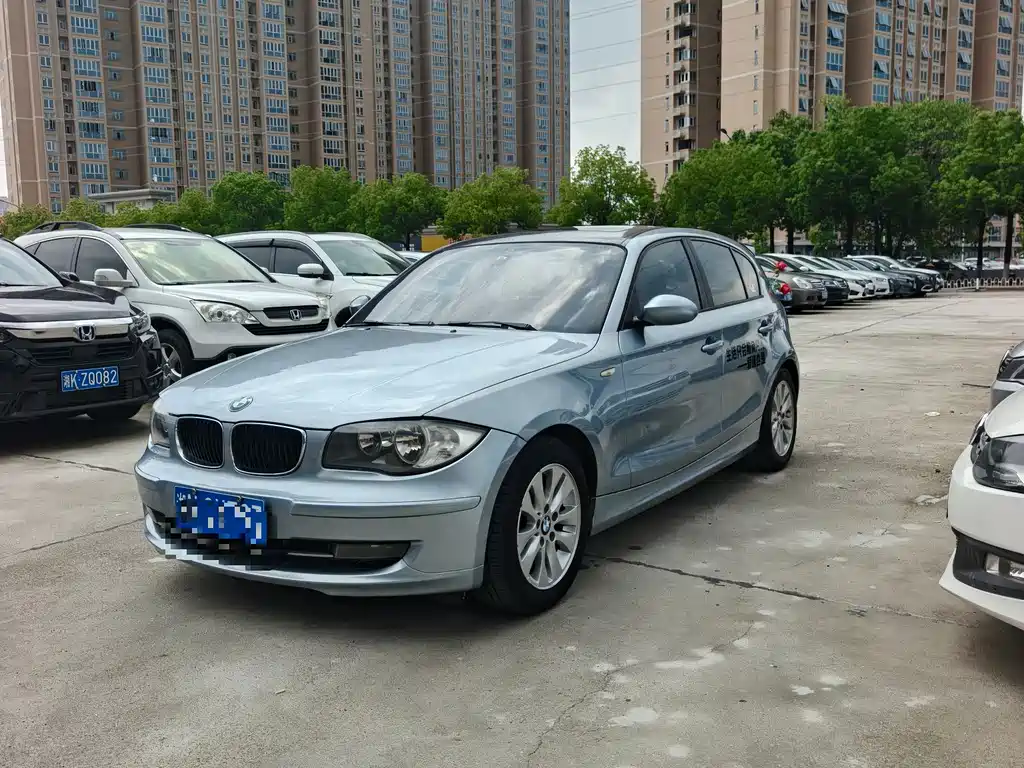 BMW 1 Series (Import)