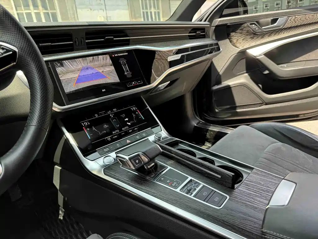 Audi A6L 2019 40 TFSI Luxury