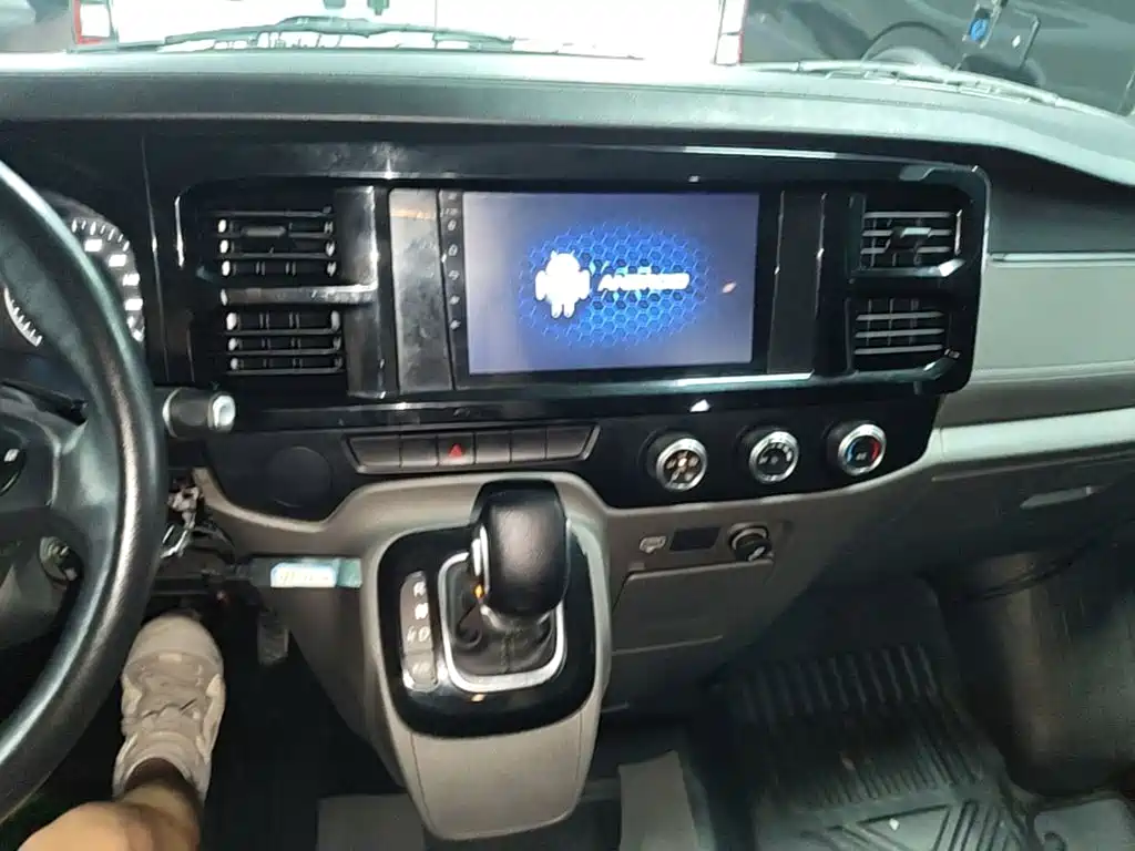 Ford Transit Custom — миниатюра 13