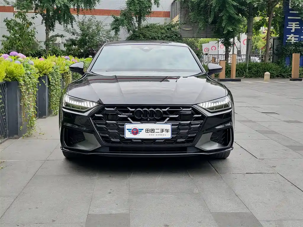 Audi A7L 2024 45 TFSI quattro