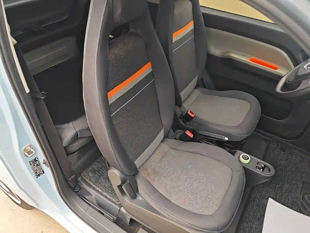Wuling MINIEV — миниатюра 25