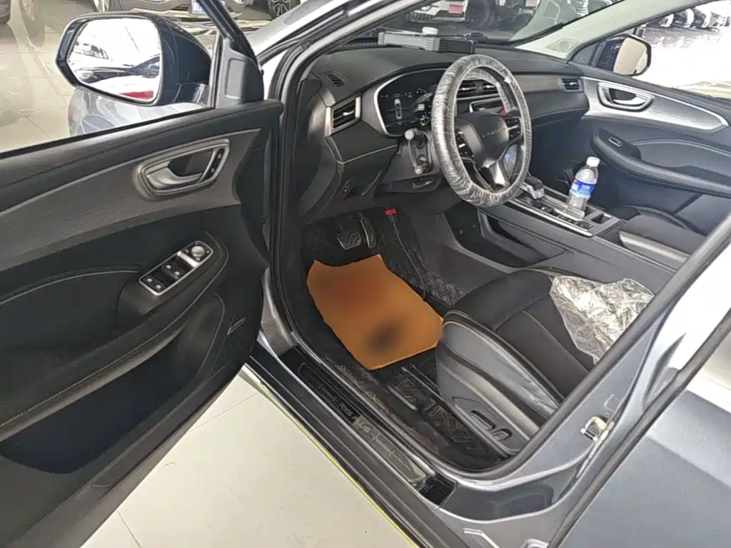 Roewe RX5 — миниатюра 16