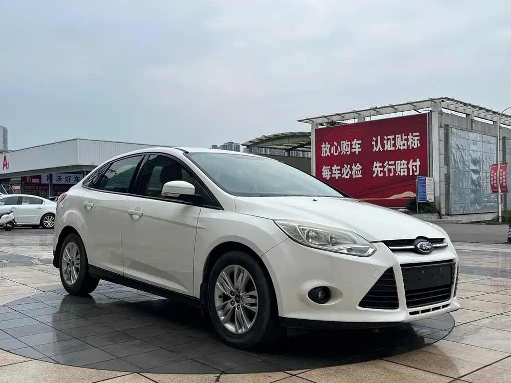 Ford Focus 2012 1.6L AT Comfort