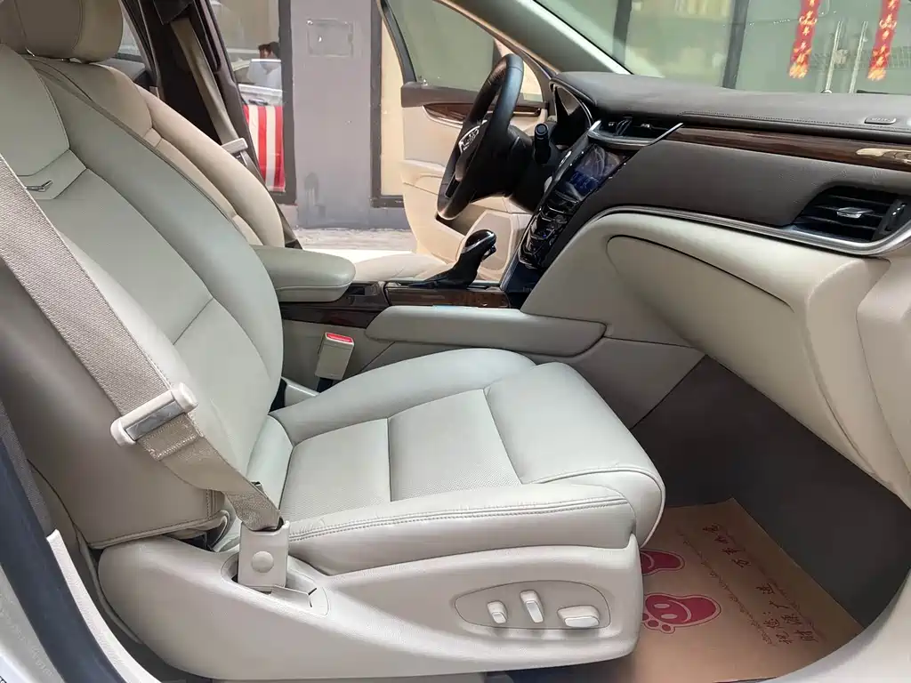 Cadillac XTS 2014 28T Elite